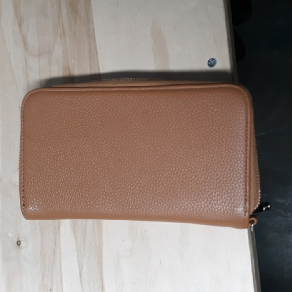 All about the Benjamin's wallet